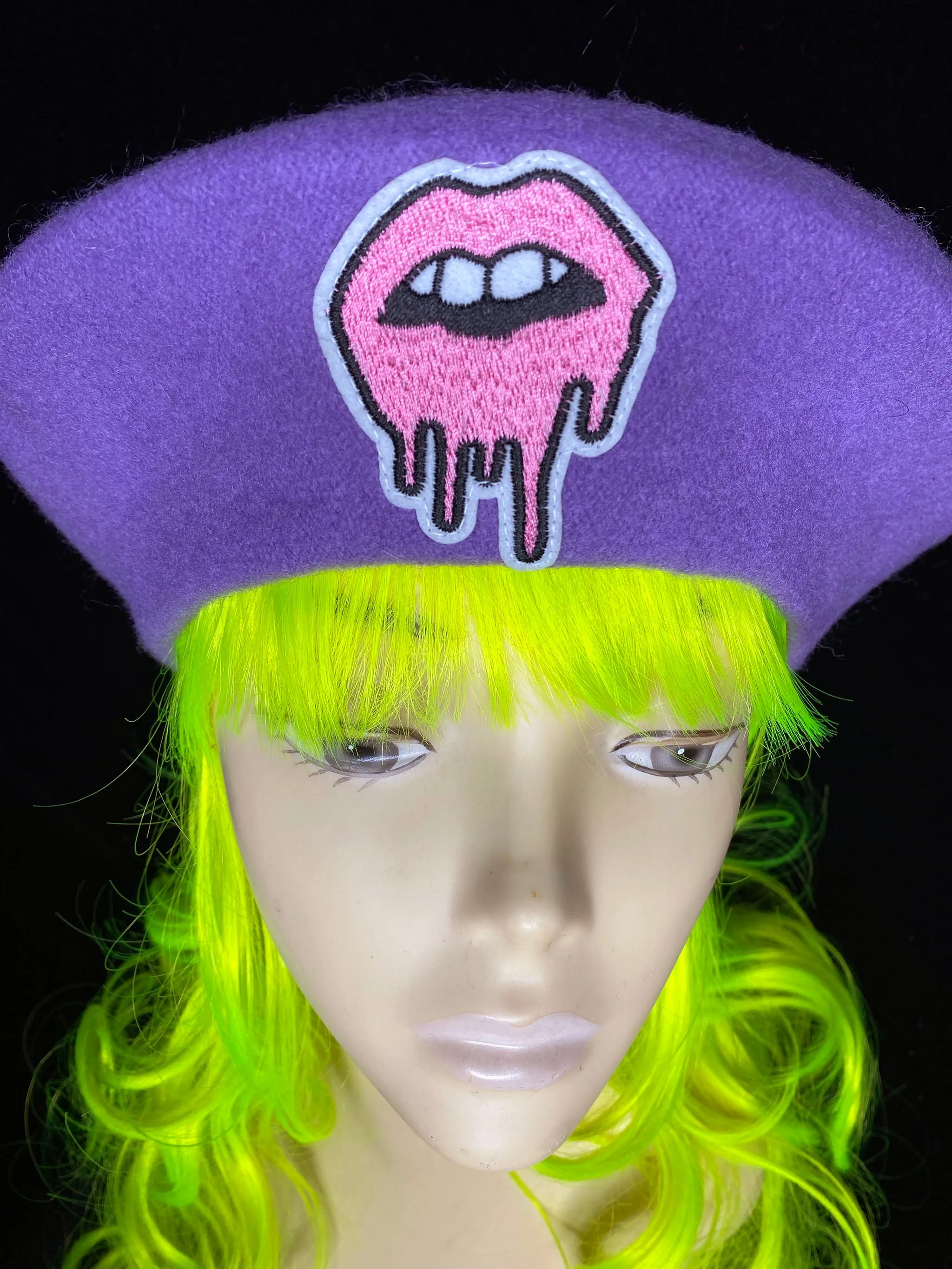 Drippy Lips Berets